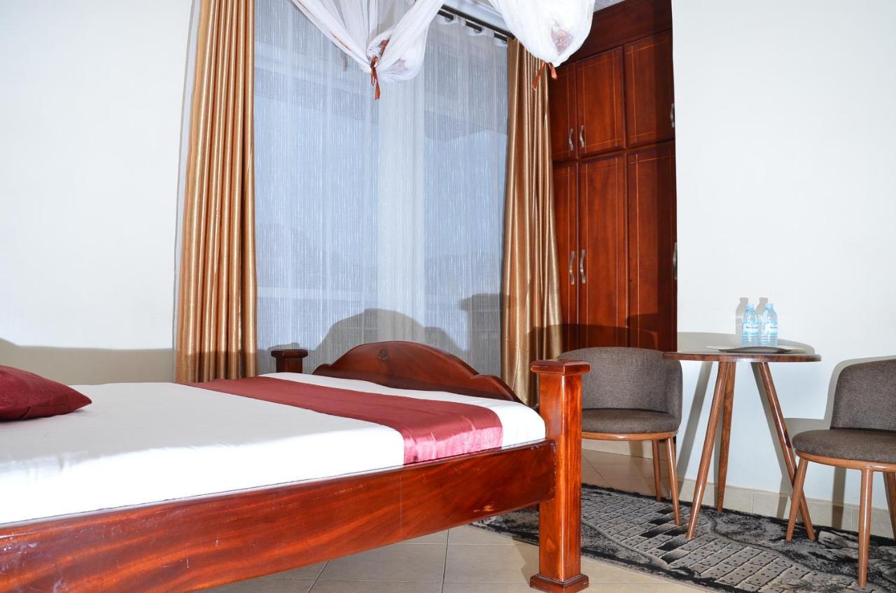 Ss Hotel Kampala Exteriör bild