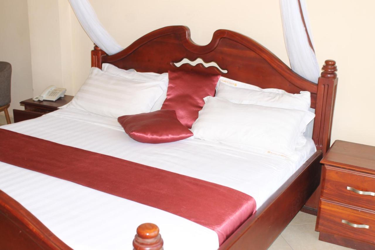 Ss Hotel Kampala Exteriör bild