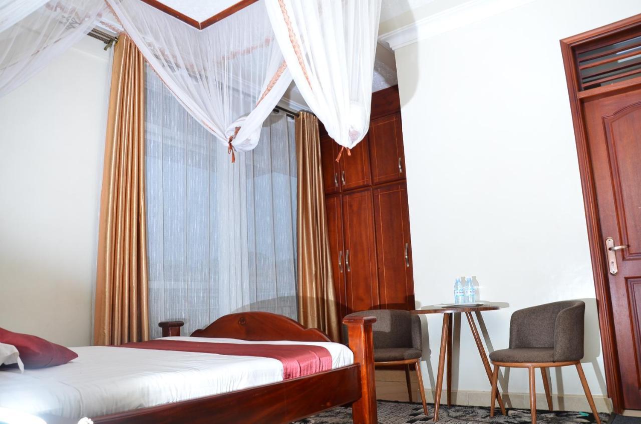 Ss Hotel Kampala Exteriör bild