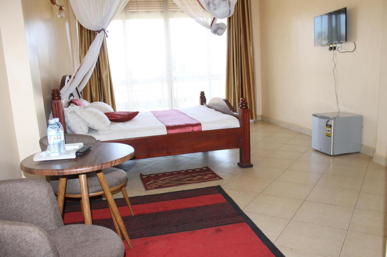 Ss Hotel Kampala Exteriör bild