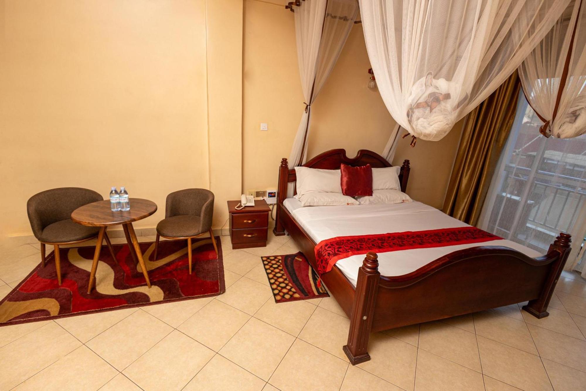 Ss Hotel Kampala Exteriör bild